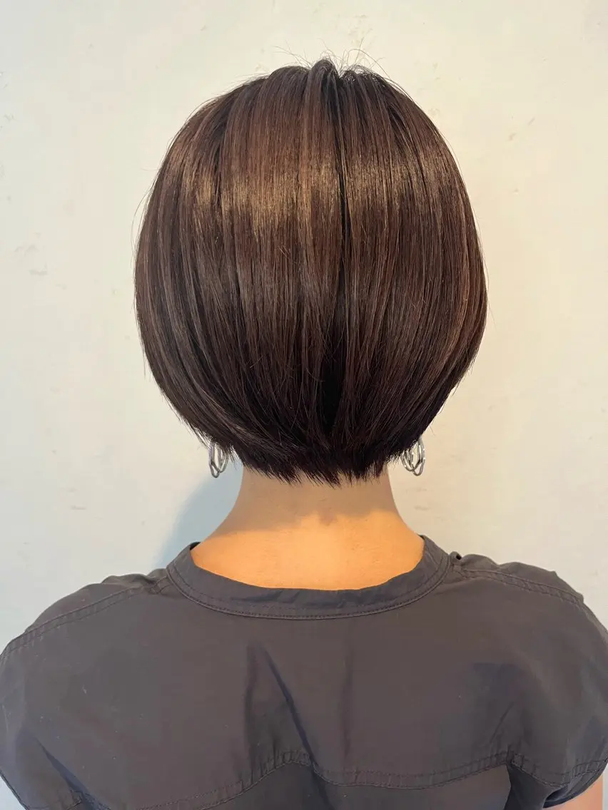 ショート カラー 伊藤 さやかのヘアスタイル