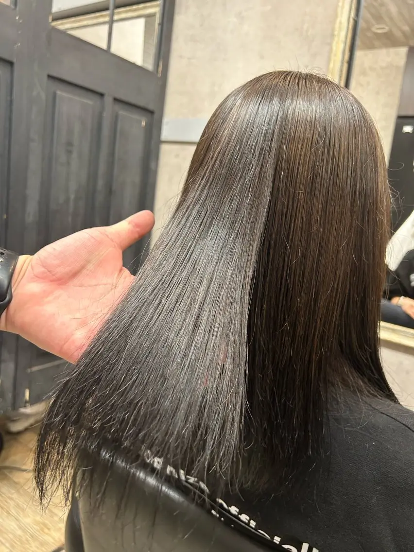 セミロング 青柳 若奈のヘアスタイル