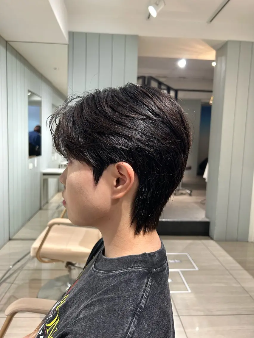 メンズ ダウンパーマ カルマパーマ メンズパーマ 隈元 光のヘアスタイル