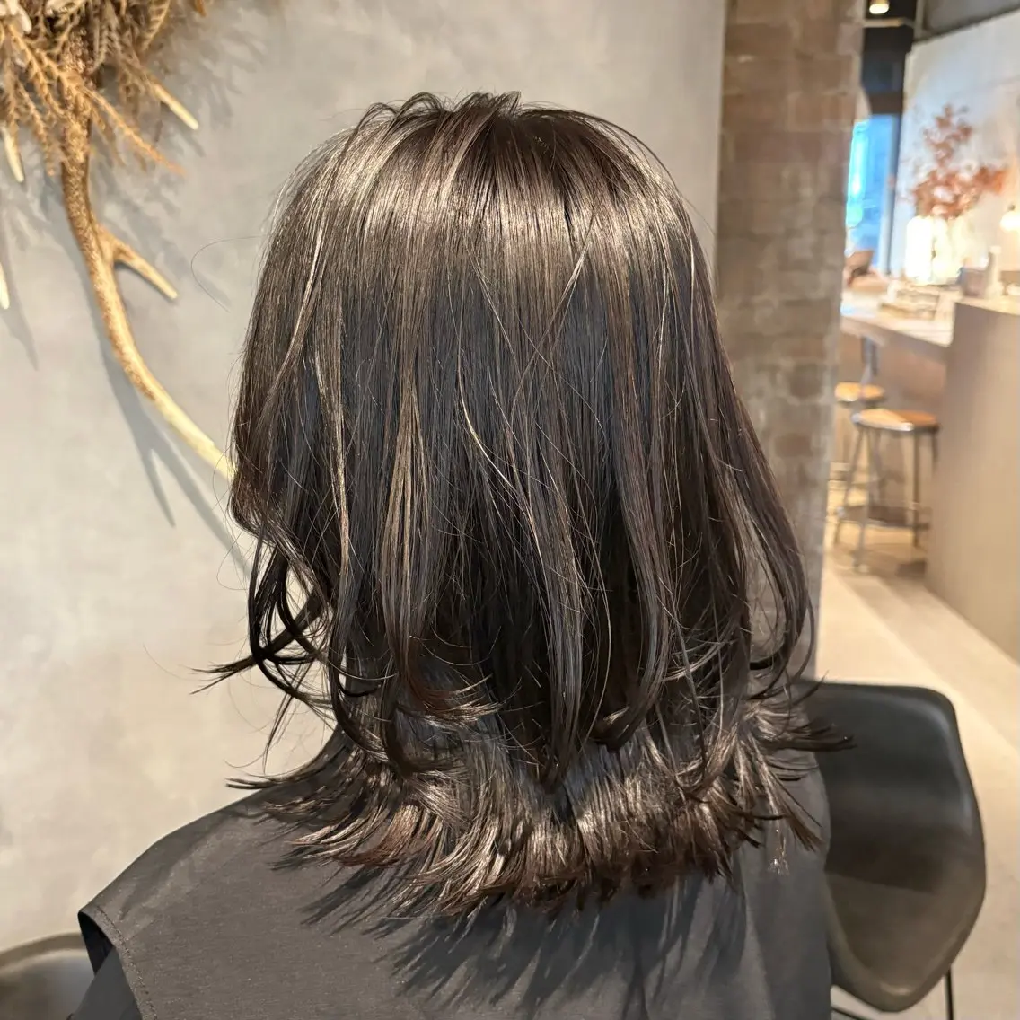 ミディアム くびれヘア くびれレイヤー レイヤーカット カット 🌸艶カラー/似合わ せカット/サクラ🌸のヘアスタイル