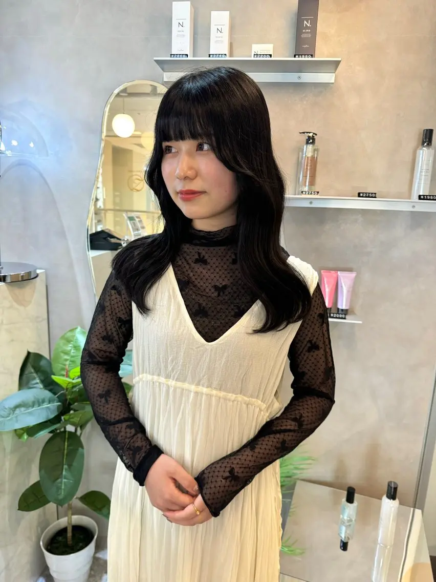 セミロング カラー 黒髪 顔まわりレイヤー 顔周りカット レイヤーカット 韓国ヘア🇰🇷/ 顔周り/松田光里のヘアスタイル