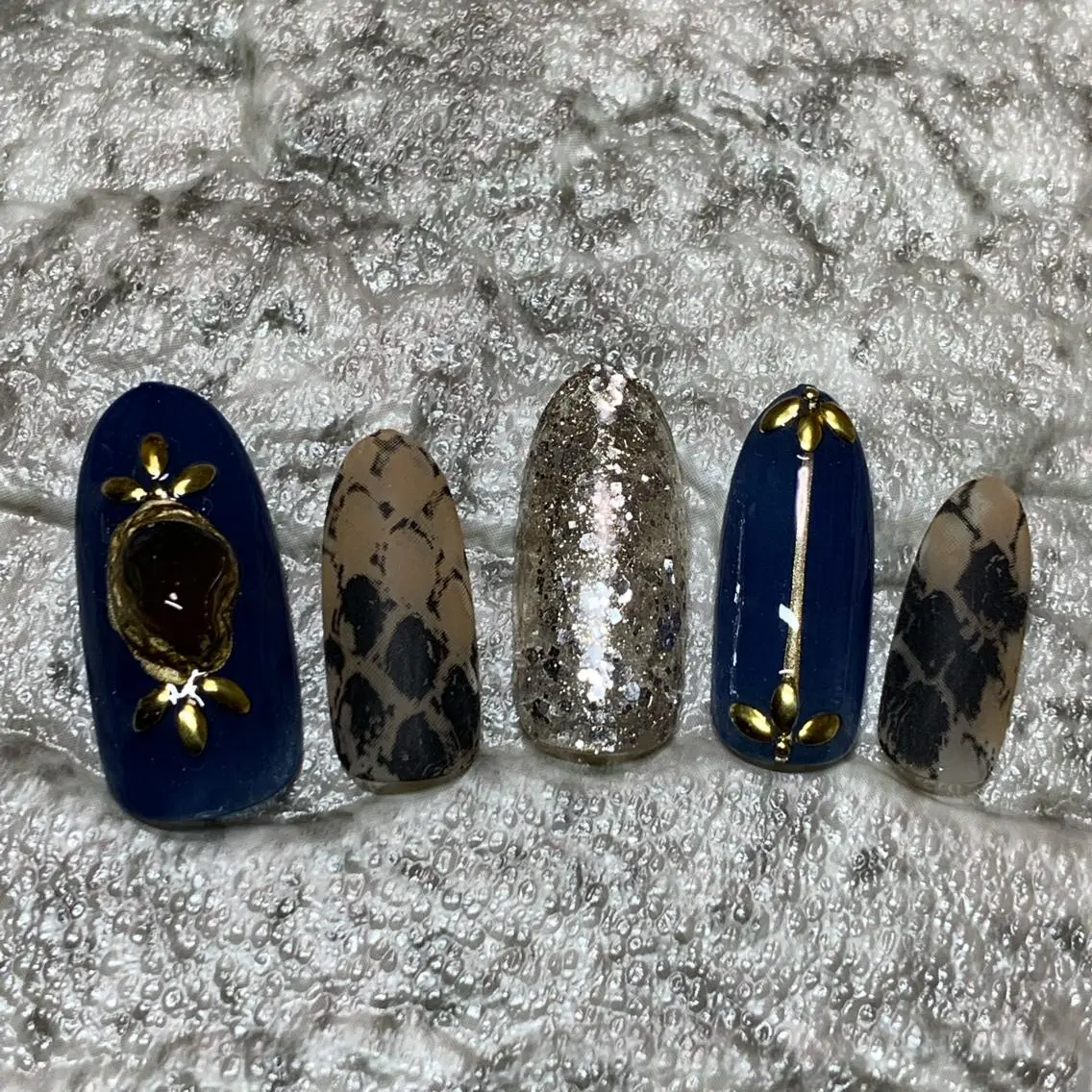 ネイル RuxuryNail /RiAnnaのネイルデザイン