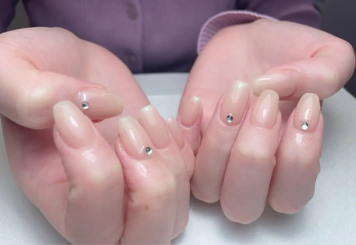 ネイル オーロラネイル 長さ出し フットネイル フレンチネイル ジェルネイル 中野駅から2分 MEO NAILのネイルデザイン