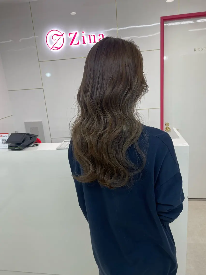 セミロング カラー カット ヘアカラー トリートメント 冨木 雄斗のヘアスタイル