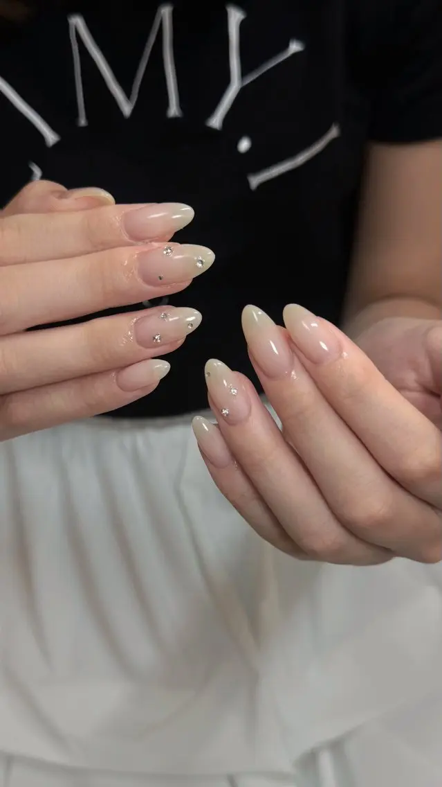 ネイル オフィスネイル シンプルネイル nailsalon ChuColaのネイルデザイン