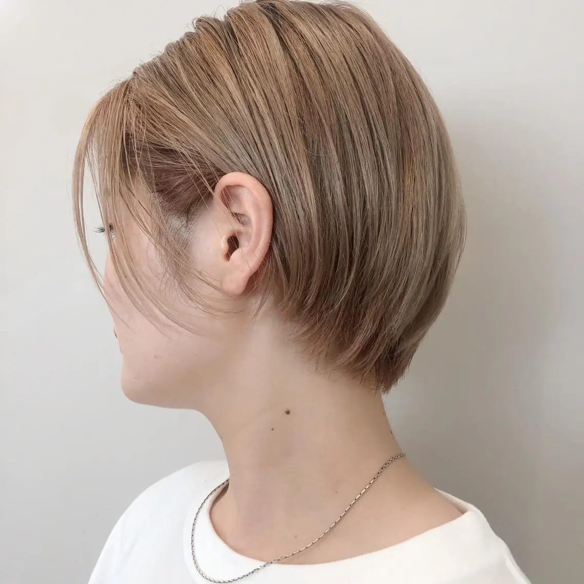 ショート カラー ヘアカラー トリートメント 関 京磨のヘアスタイル