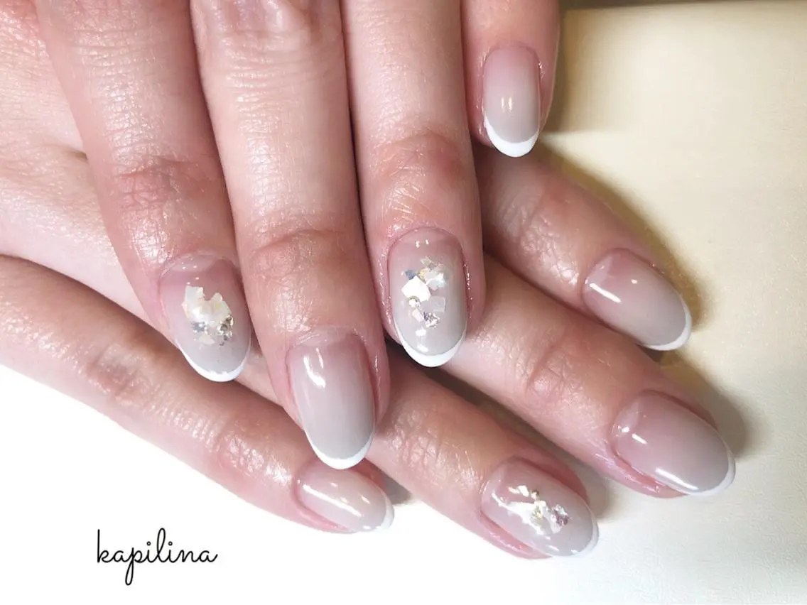 ミディアム kapilina salonの眉毛・アイブロウイメージ