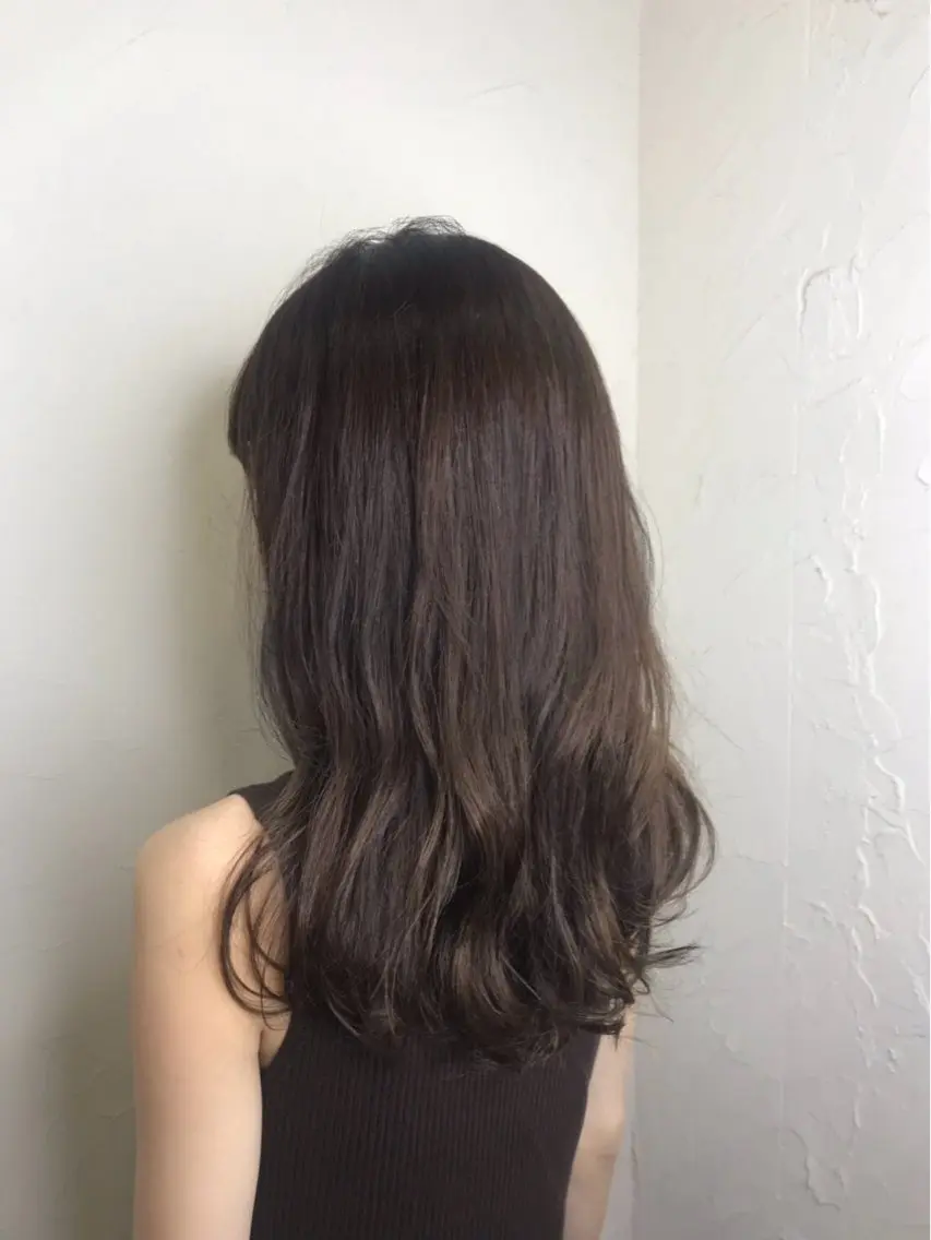 ロング カラー カット ヘアカラー 西田 愛華のヘアスタイル