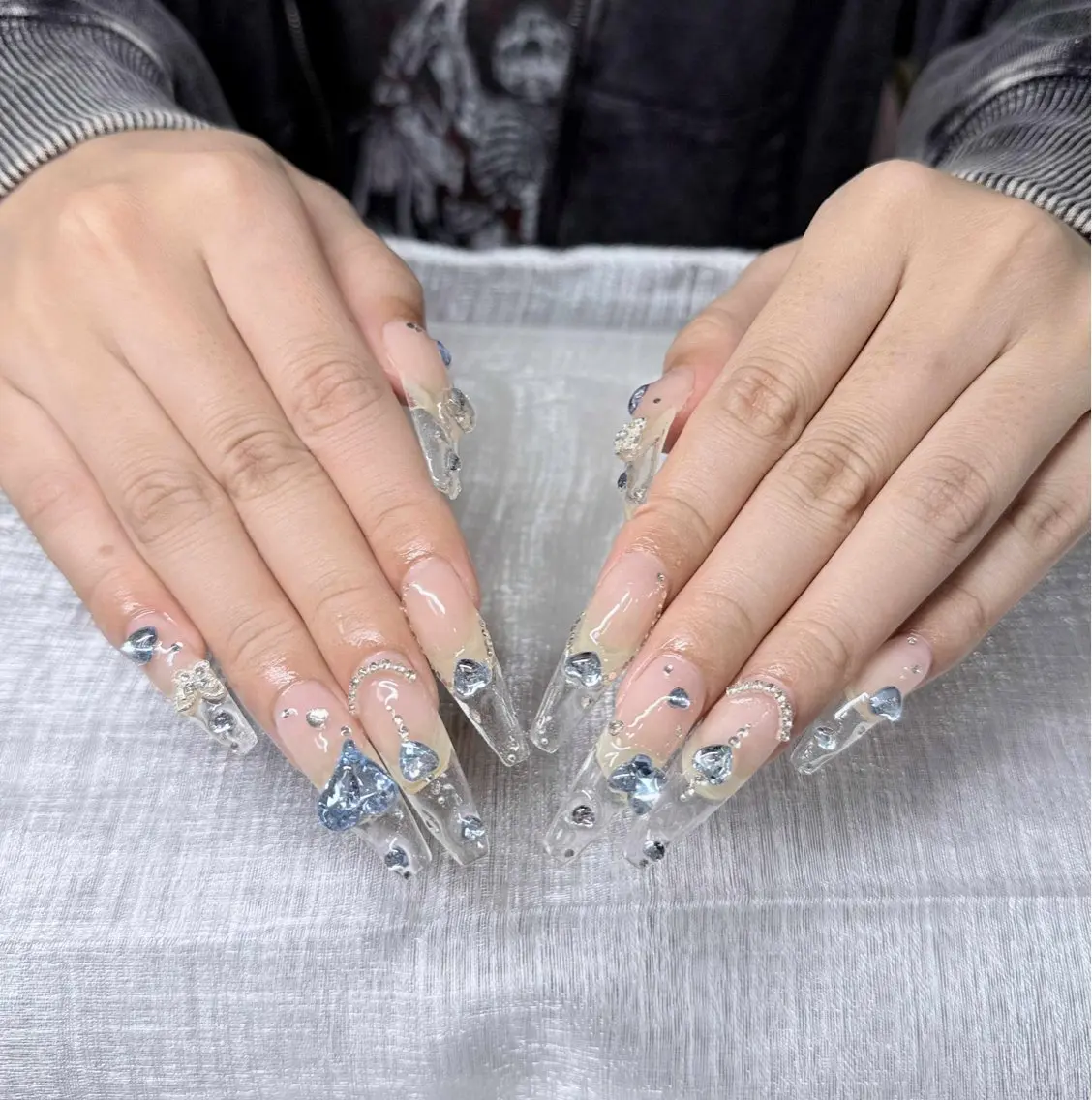 ネイル ハンドネイル Lee Nailsのネイルデザイン