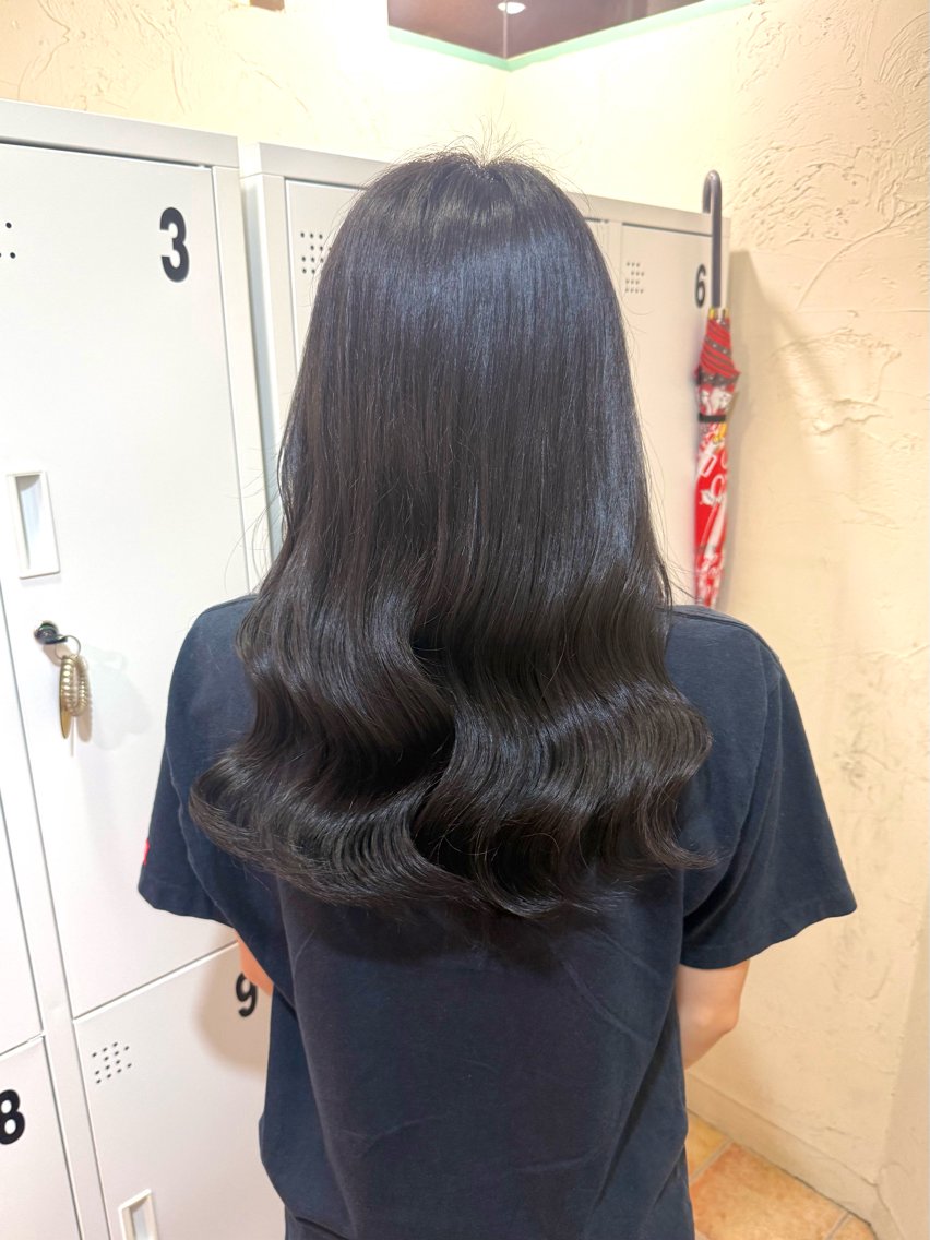 ロング カット ヘアカラー 北村 好のヘアスタイル