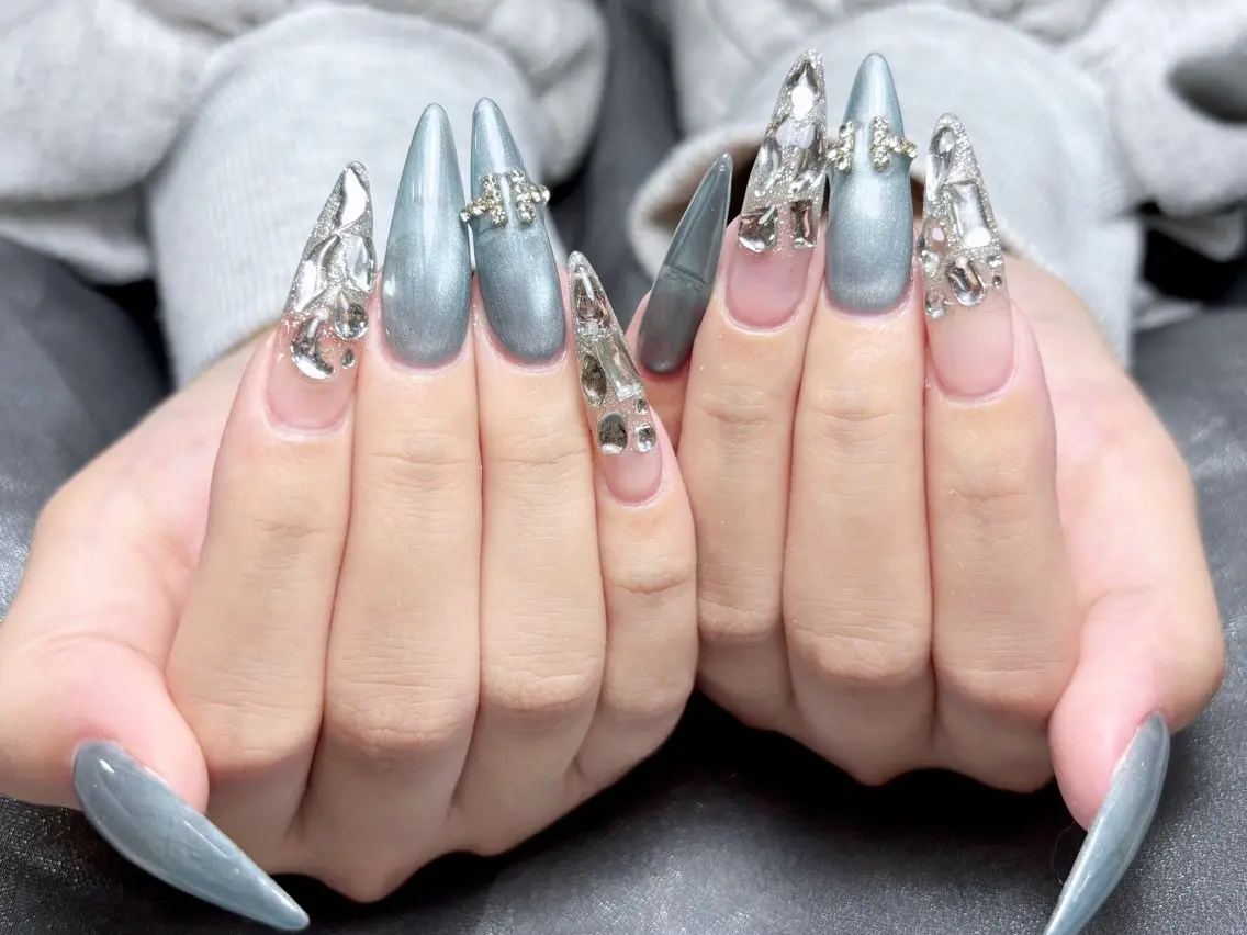 ネイル ハンドネイル H3 Nail Tsuki🦋💙のネイルデザイン