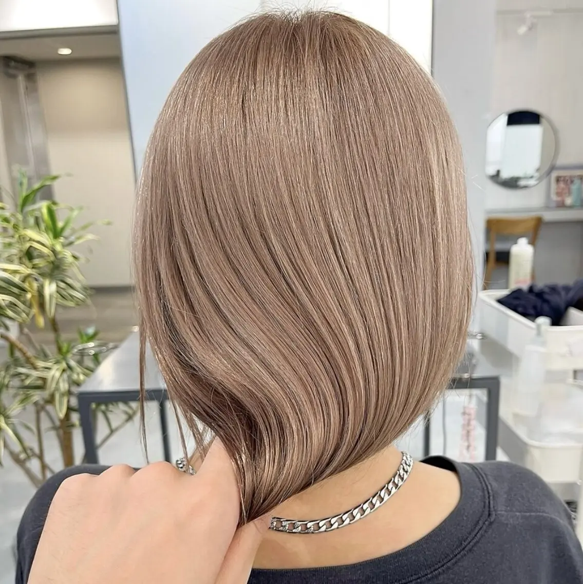 セミロング カラー ショート〜ボブ✂︎ 武蔵小杉 南澤佑介のヘアスタイル