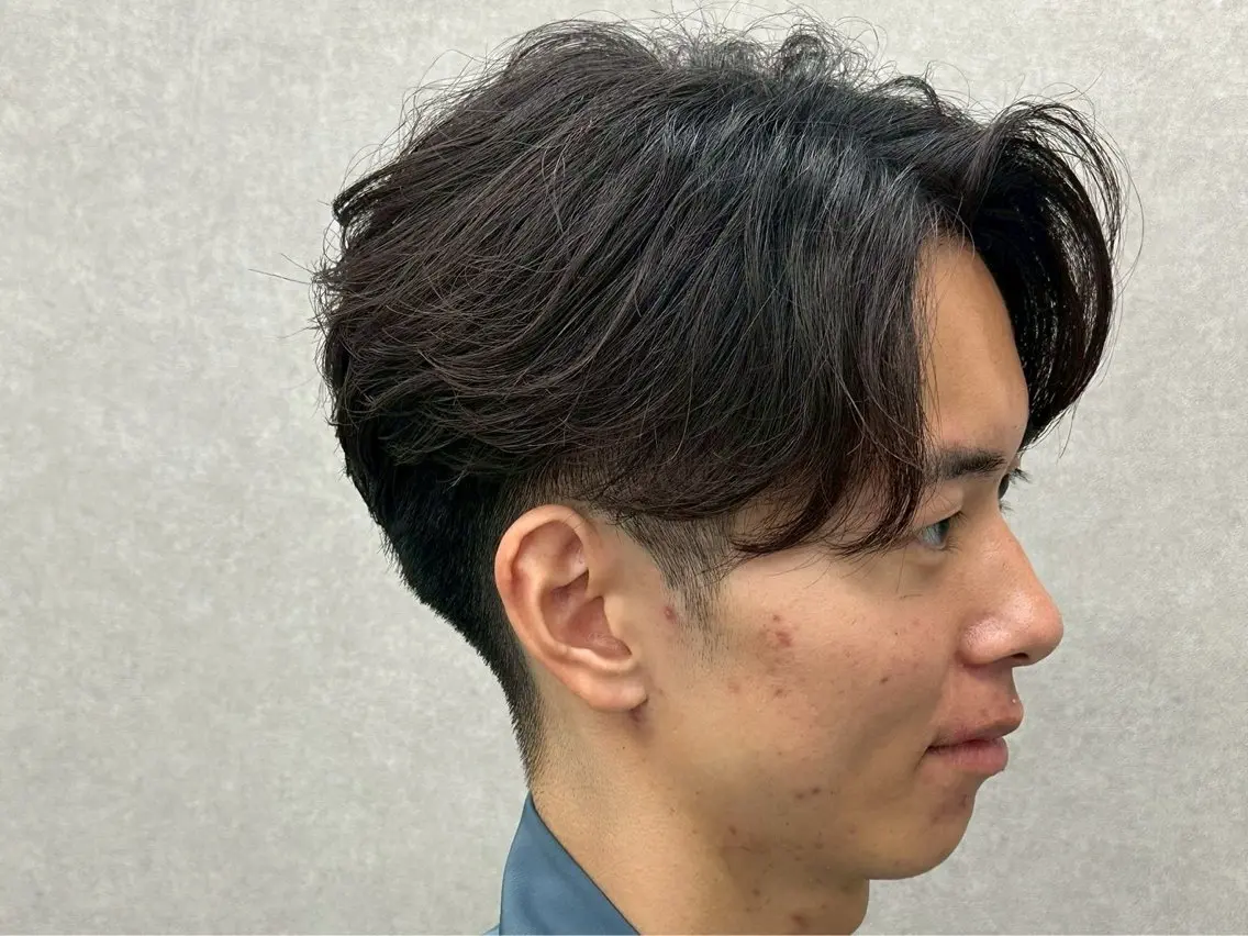 ショート センターパート 韓国ヘア・綾也のヘアスタイル