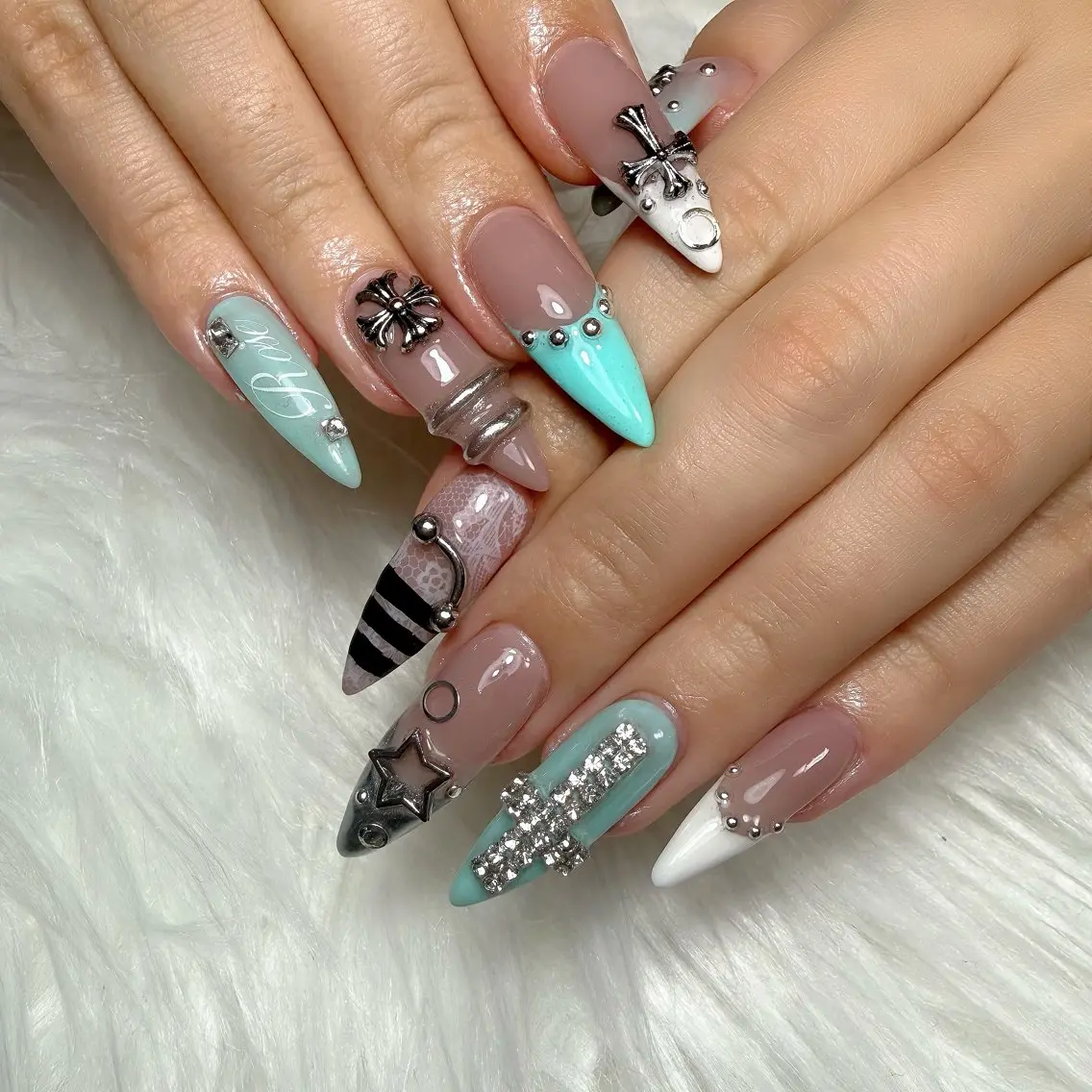 ネイル 持ち込み ハンドネイル L'ino nailのネイルデザイン