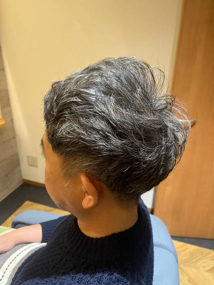 ショート カラー パーマ メンズ カット ヘアカラー パーマ トリートメント 大人女子&髪改善専門 Nobuフリーランスのヘアスタイル