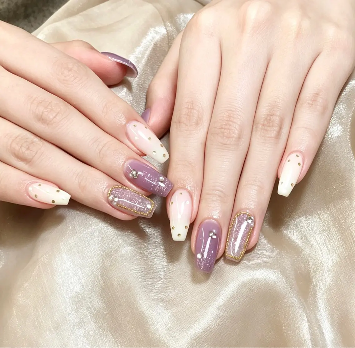 ネイル ハンドネイル Glow Minamiのネイルデザイン