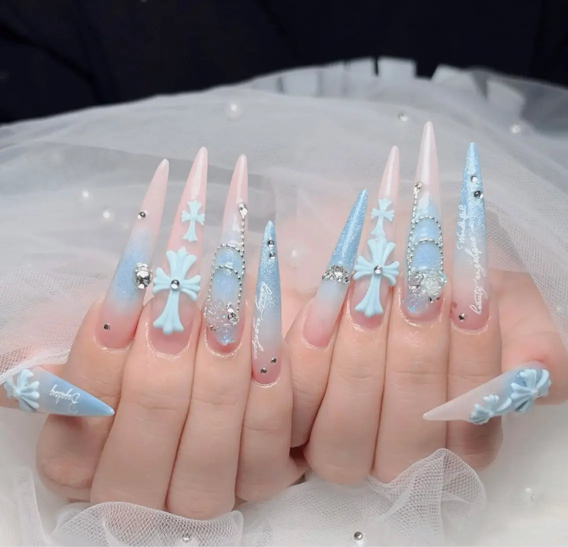 ネイル チークネイル 長さ出し フラッシュネイル フレンチネイル グラデーション ハンドネイル Lenie Nail Salonのネイルデザイン