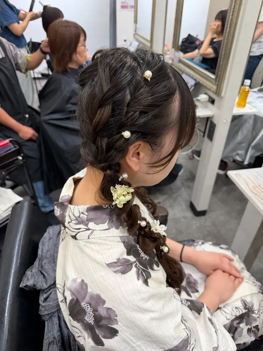 ロング ヘアアレンジ 籾木 美優のヘアスタイル