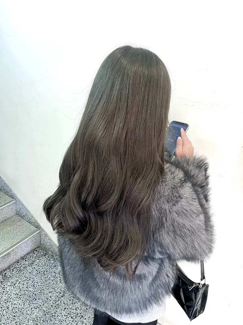 ロング ロングレイヤー レイヤーカット ロング 横浜/カットモデル 佐藤桃香 🦥のヘアスタイル