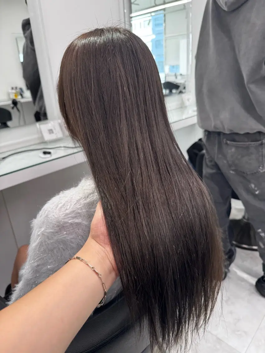ロング カラー ヘアアレンジ 透け上品ハイトーン 職人ゆうと🤍のヘアスタイル
