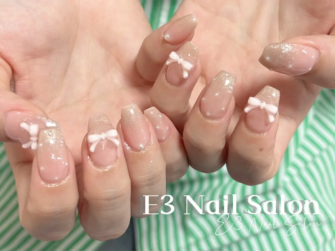 ネイル アニマル柄 オーロラネイル べっ甲ネイル ボルドー ブラウン ハンドネイル E3 Nail Salonのネイルデザイン