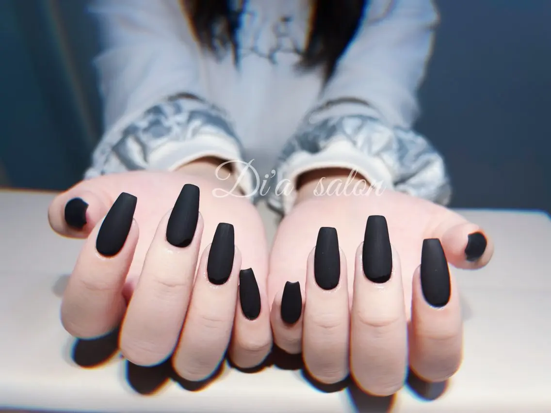 ネイル ハンドネイル di'a salonのネイルデザイン