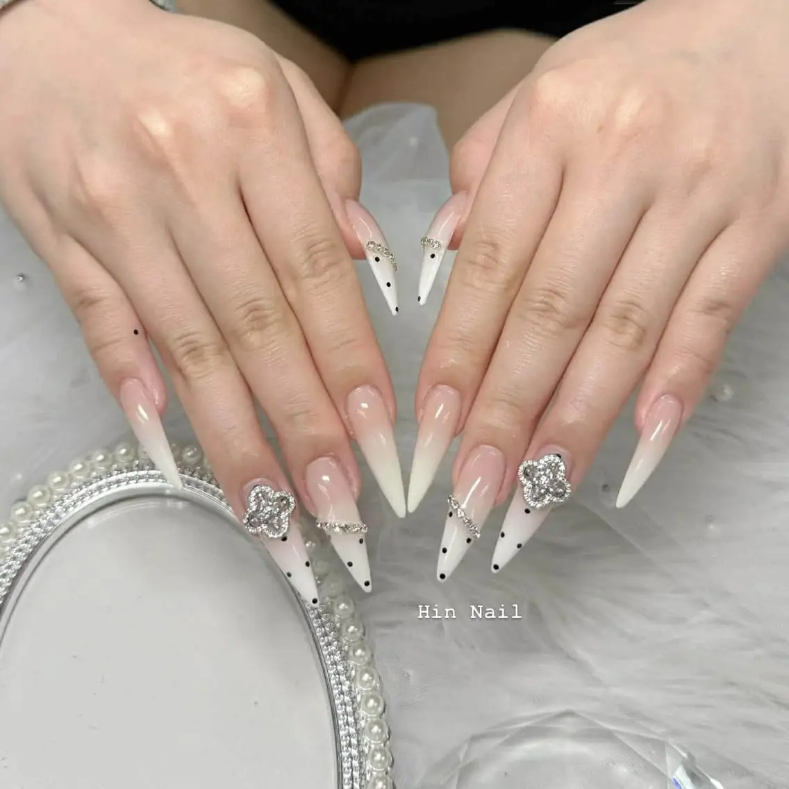 ネイル ハンドネイル Hin Nail 日本橋のネイルデザイン