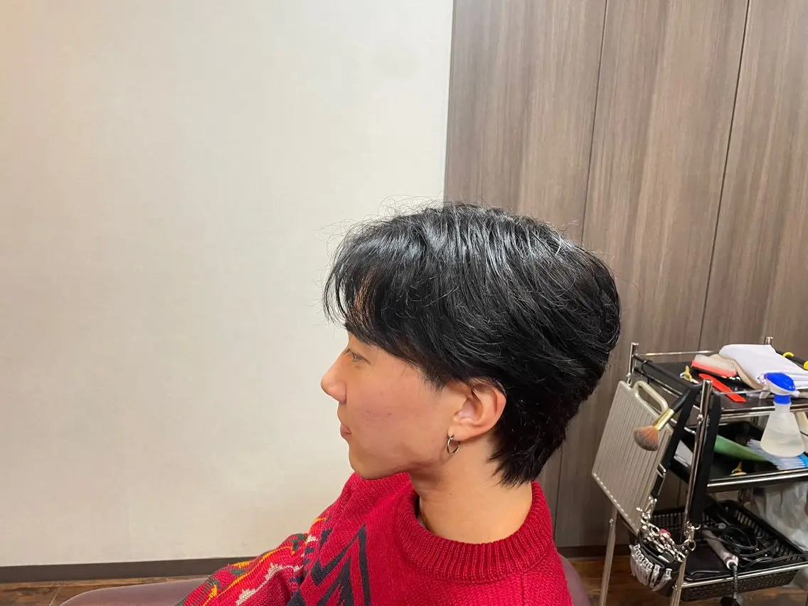 メンズ センターパート 浦田 悠真のヘアスタイル