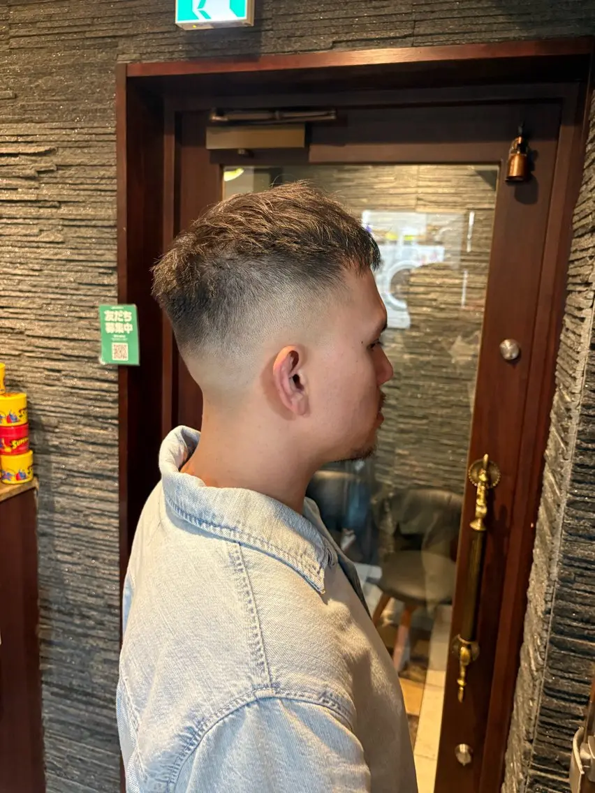 メンズ フェードカット タカハシ ラクのヘアスタイル