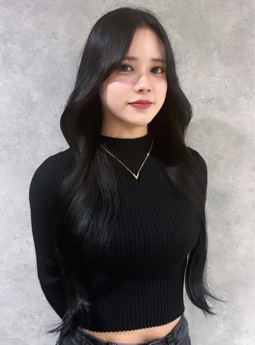 ロング カラー 韓国風ヘア トリートメント ヘアカラー 紅都🫧水光カラー ブラウンベージュ🫧のヘアスタイル