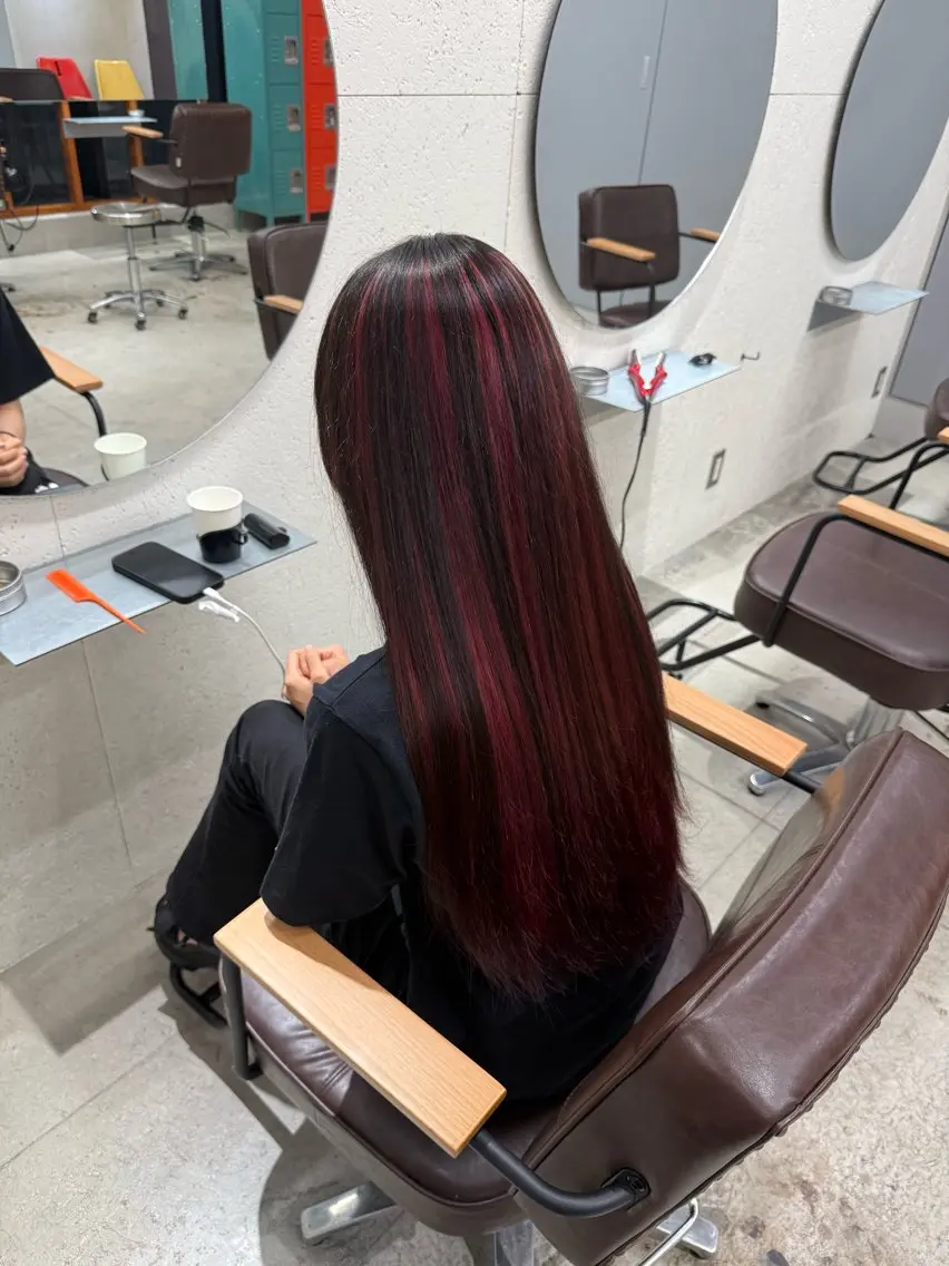 ロング カラー ヘアカラー トリートメント ヘアセット 佐々木 里紗のヘアスタイル