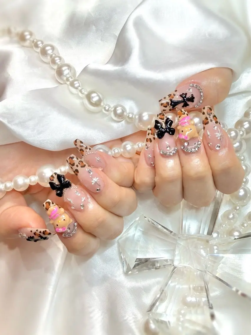 ネイル アートネイル ネイルチップ RitsNail 🤍 RENAのネイルデザイン