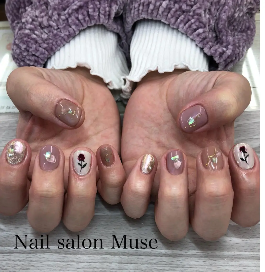 ネイル 成人式 ラメ(グリッター) ミラーネイル ハンドネイル Nail salon Museのネイルデザイン