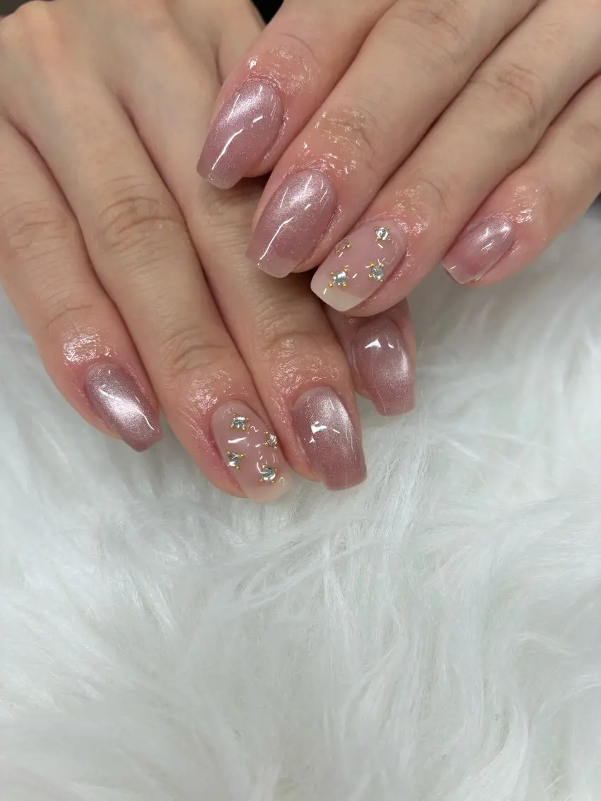 ネイル ハンドネイル mi.o erina 🐈⬛のネイルデザイン