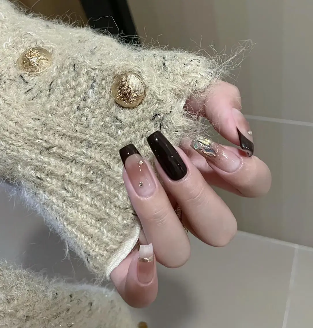 マツエク・マツパ ハンドネイル ハンドケア 🍑 momo_nailのネイルデザイン