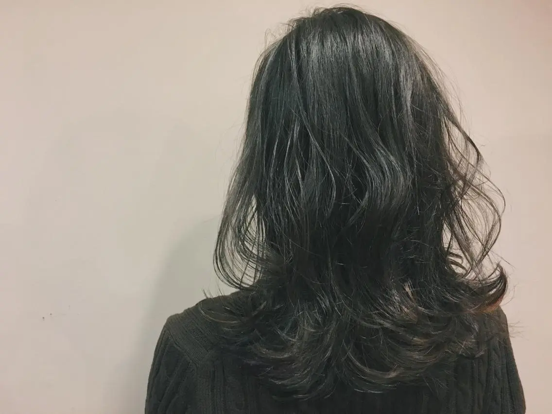 【平日】カットの写真
