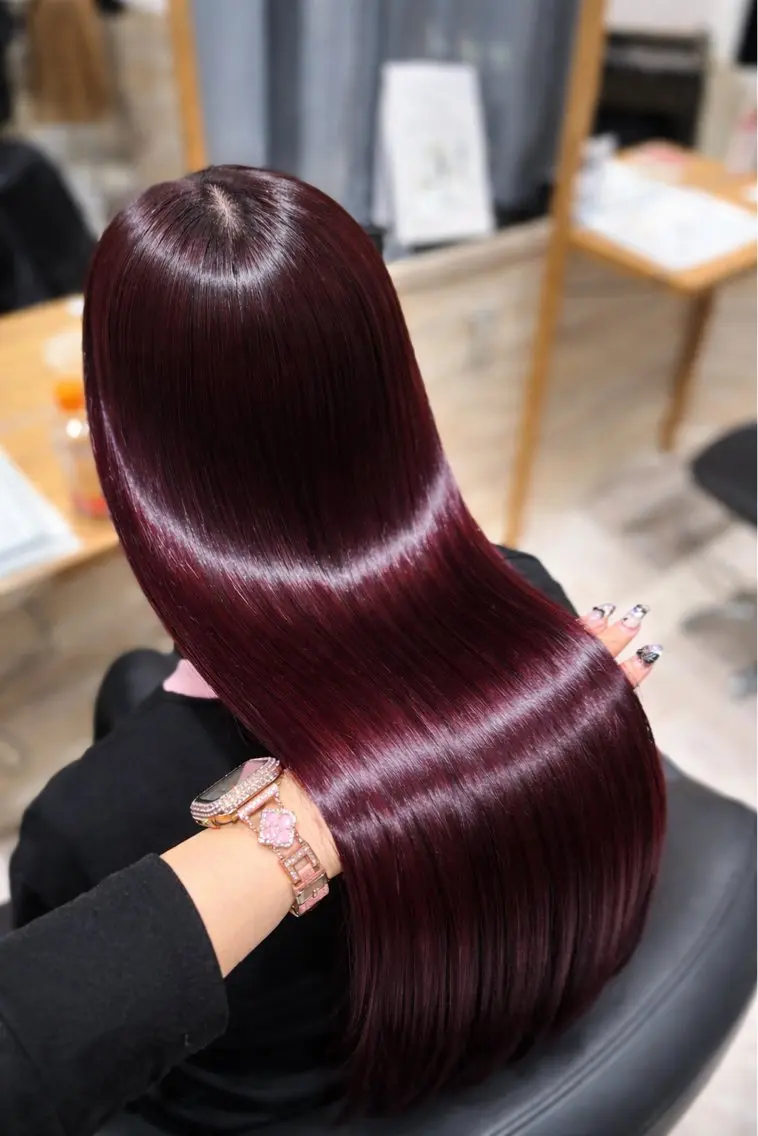 ロング カラー ピンクカラー 髪質改善 ヘアカラー 鎌田 優依のヘアスタイル