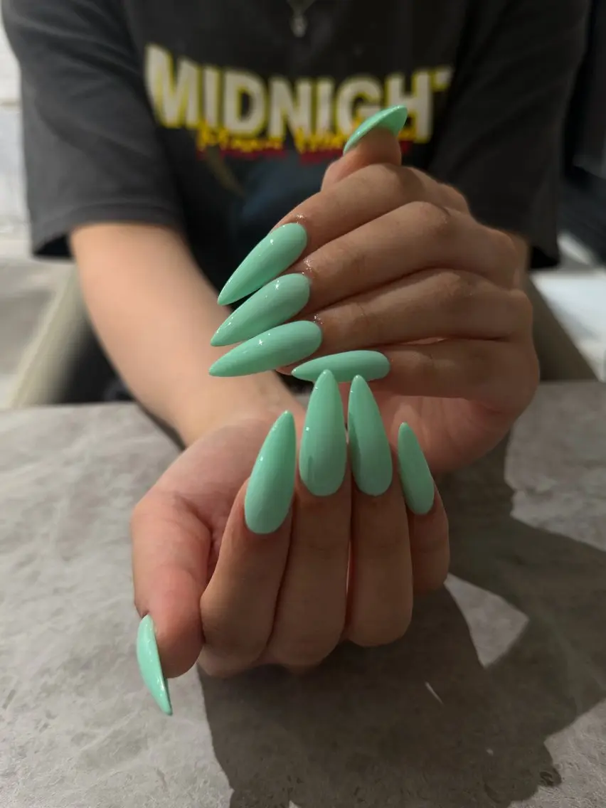 ネイル ハンドネイル IROHA NAIL Kurumi🪽🫧のネイルデザイン
