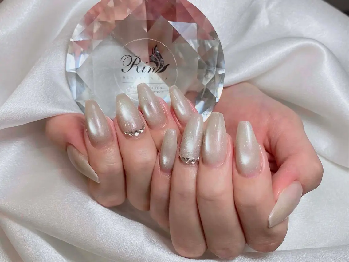ネイル オーロラネイル ブルー フットネイル ジェルネイル 氷ネイル・うるうるネイル ハンドネイル Rin Nail 新大久保店のネイルデザイン