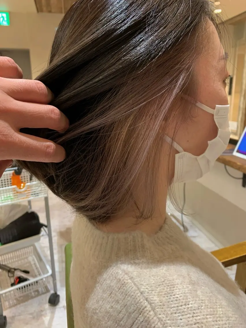 ミディアム カラー rinrin 天文館のヘアスタイル