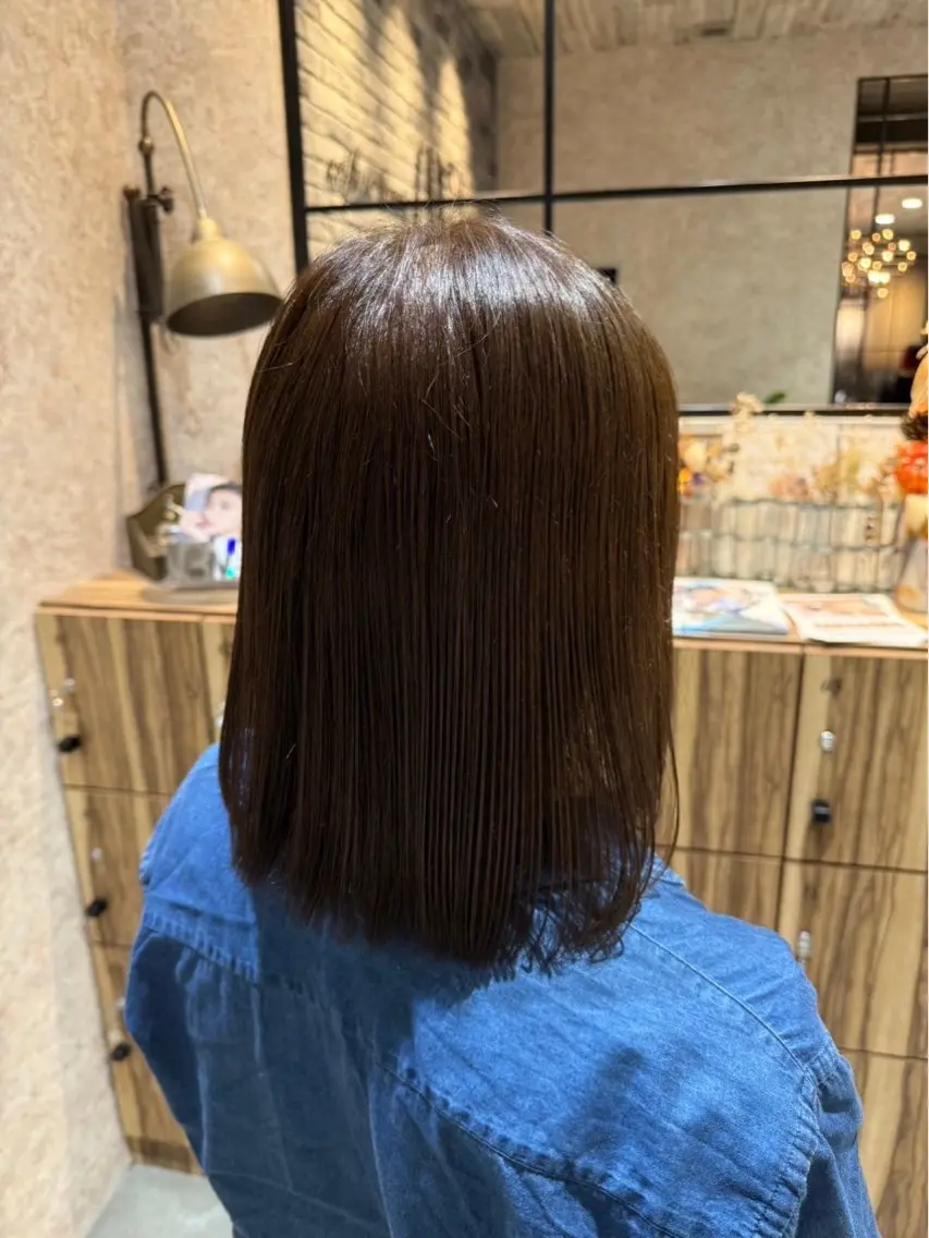 ミディアム カラー 檀ノ原 結希のヘアスタイル
