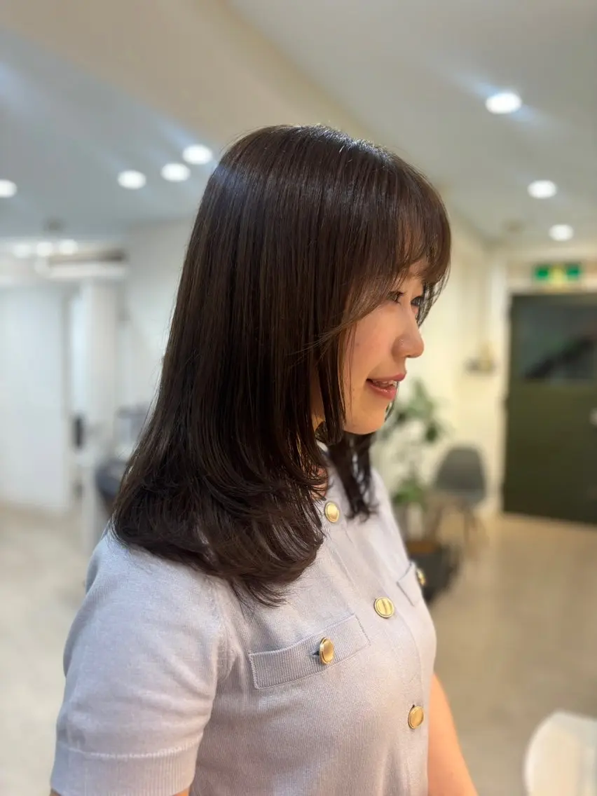 ミディアム カラー カット 韓国風⭐️くびれヘア 🍀高津かえでのヘアスタイル