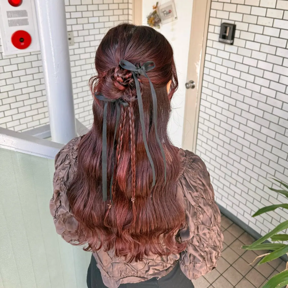 ロング ヘアアレンジ 成人式 ハーフアップ 結婚式・ブライダル デート 卒業式のヘアスタイル 褒められヘアメイク /ボブ女子🐶みおのヘアスタイル