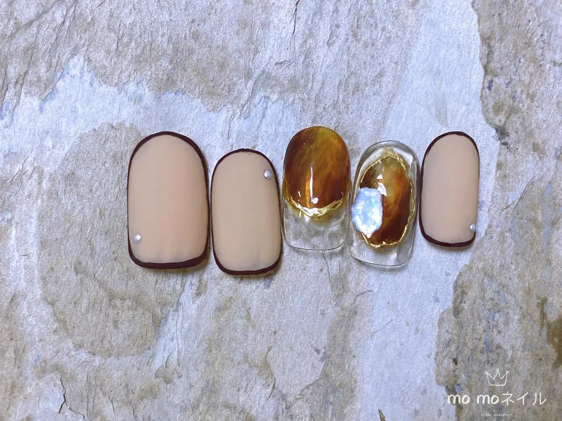 ネイル アートネイル べっ甲ネイル ニュアンスネイル MOMO nailのネイルデザイン