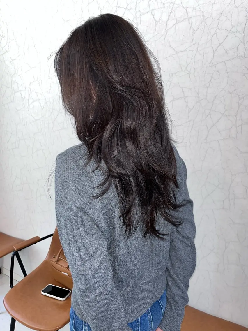 ロング カラー ハッシュカット カット ヘアカラー niko RINKAのヘアスタイル