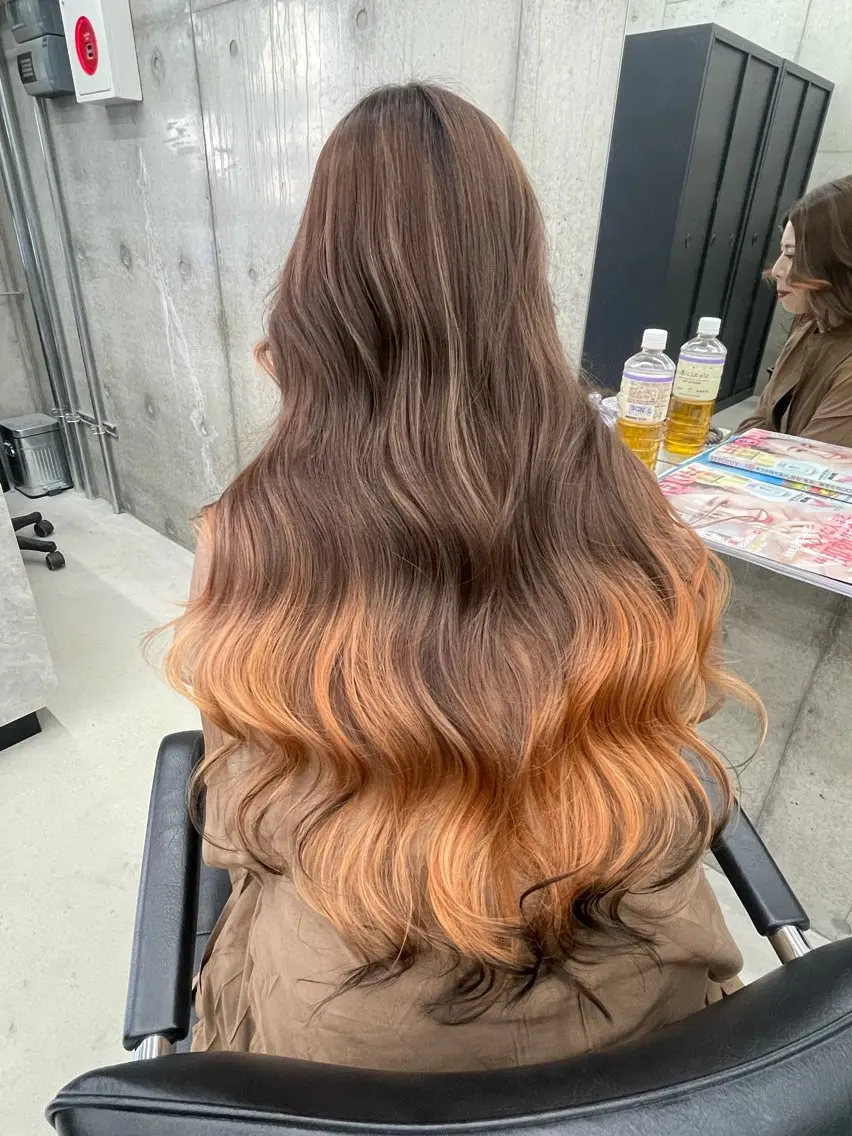 ロング 手島 カミラのヘアスタイル