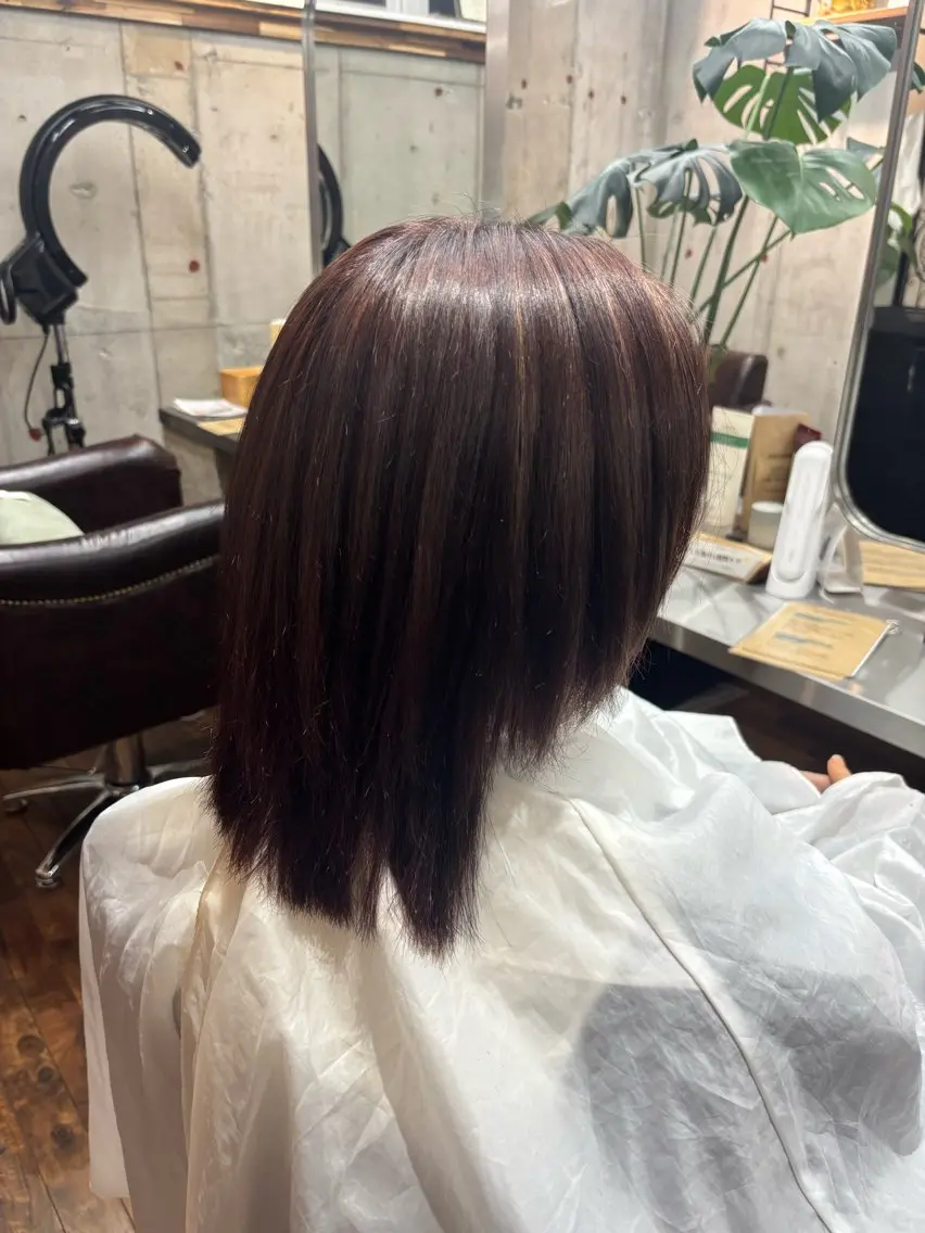 ミディアム カラー ヘアカラー トリートメント アシスタント KAEDEのヘアスタイル