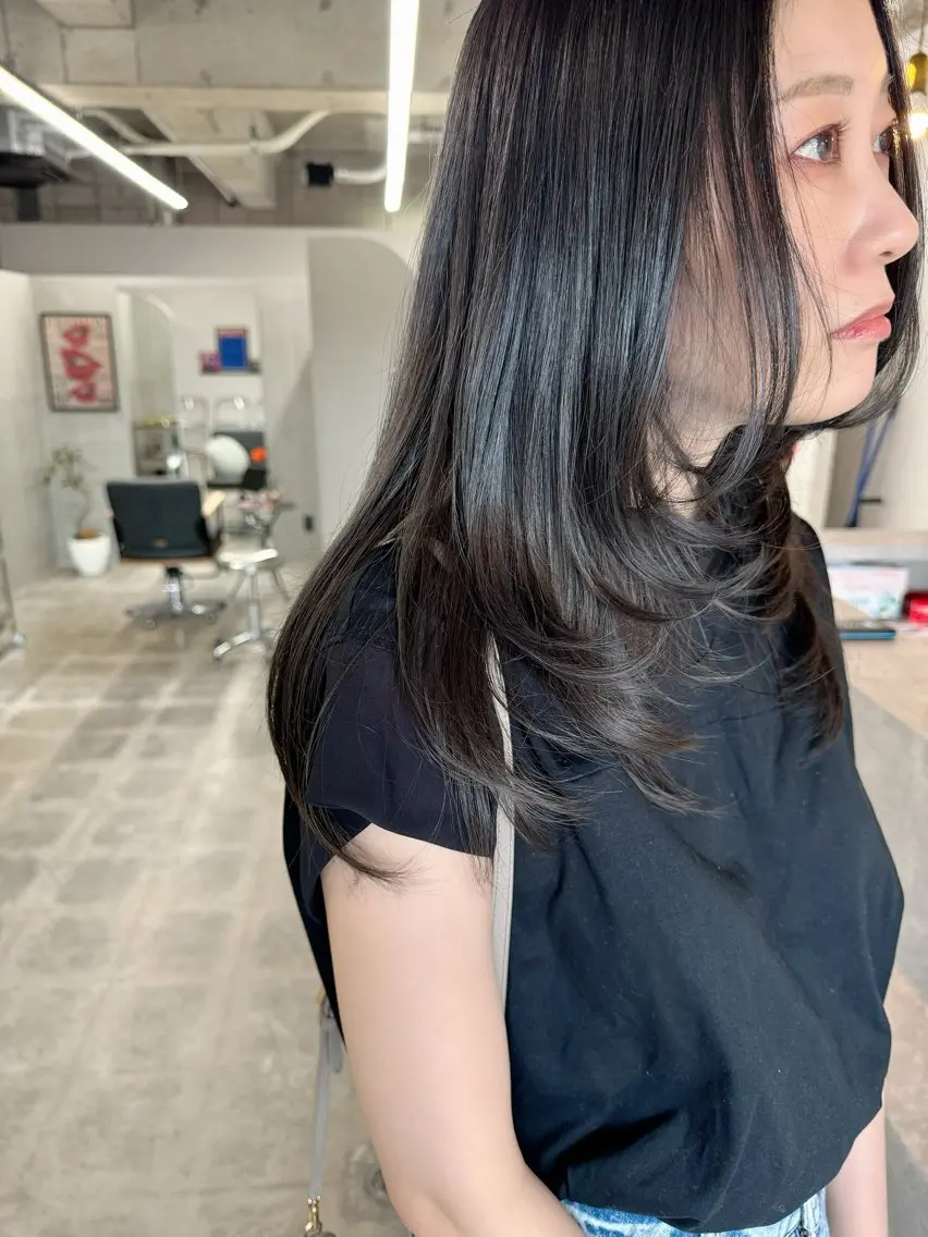 セミロング カット ヘアカラー トリートメント miloc🫧 MOMOYOのヘアスタイル