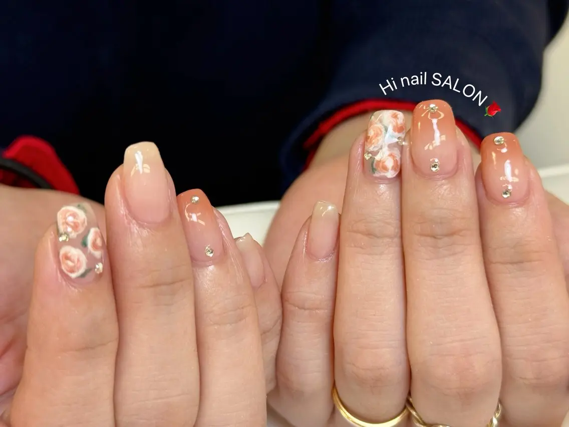 ネイル チークネイル フレンチネイル 韓国ネイル マグネットネイル 持ち込み LINEA.nail STUDIOのネイルデザイン