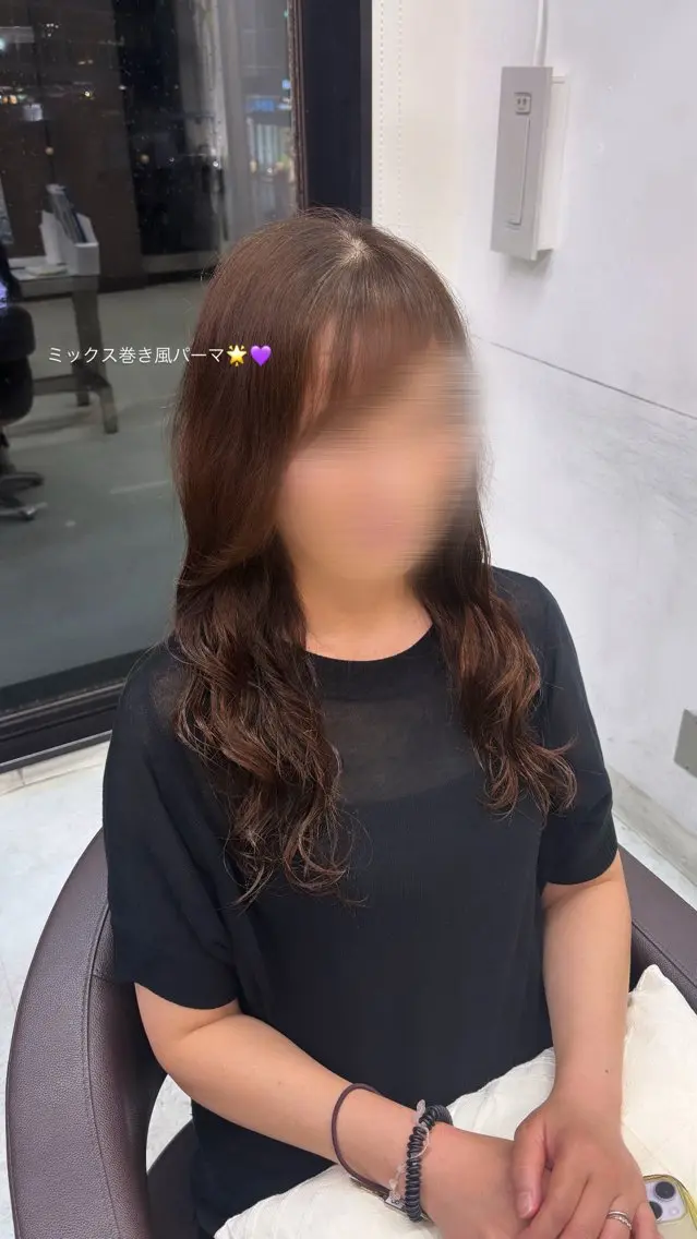 ロング パーマ WiLL 梶岡日菜のヘアスタイル